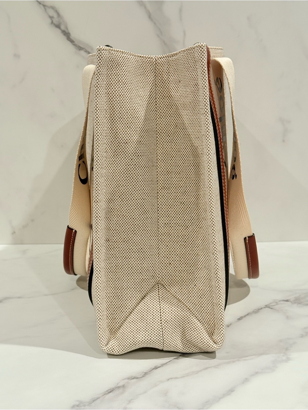 Chloé Woody Tote Bag Medium - Picture 3 of 16